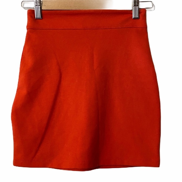 Urban Outfitters Silence + Noise red mini skirt XS - Picture 3 of 7